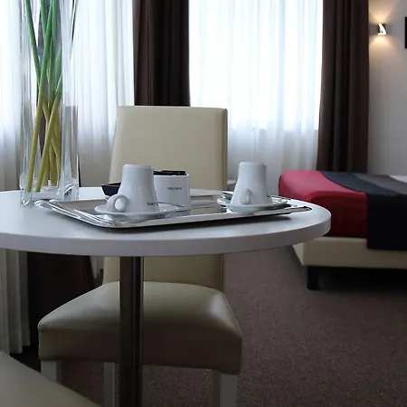 Stelle Hotel The Businest Neapel Exterior foto